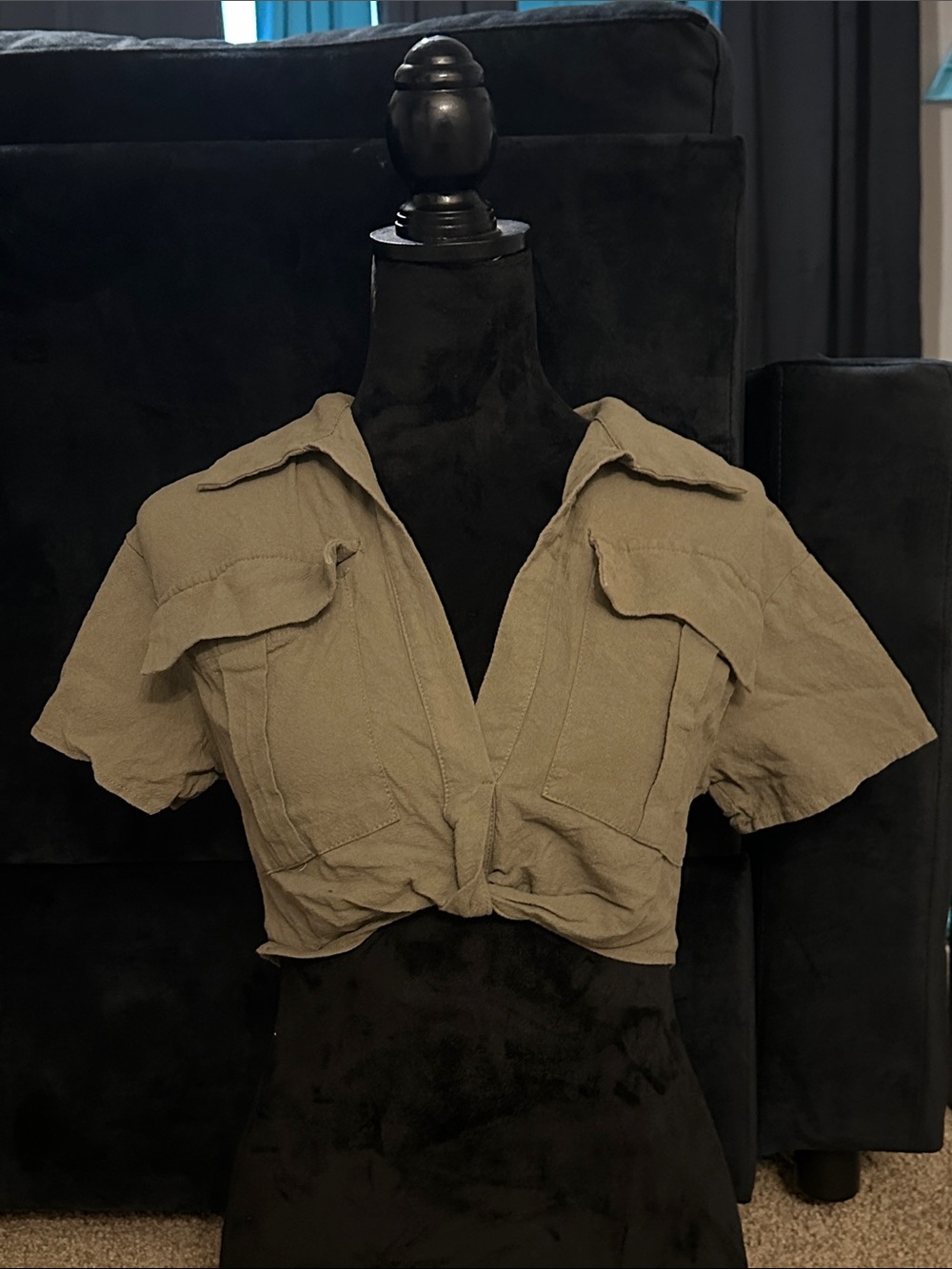 SHEIN Olive Cropped Utility Top